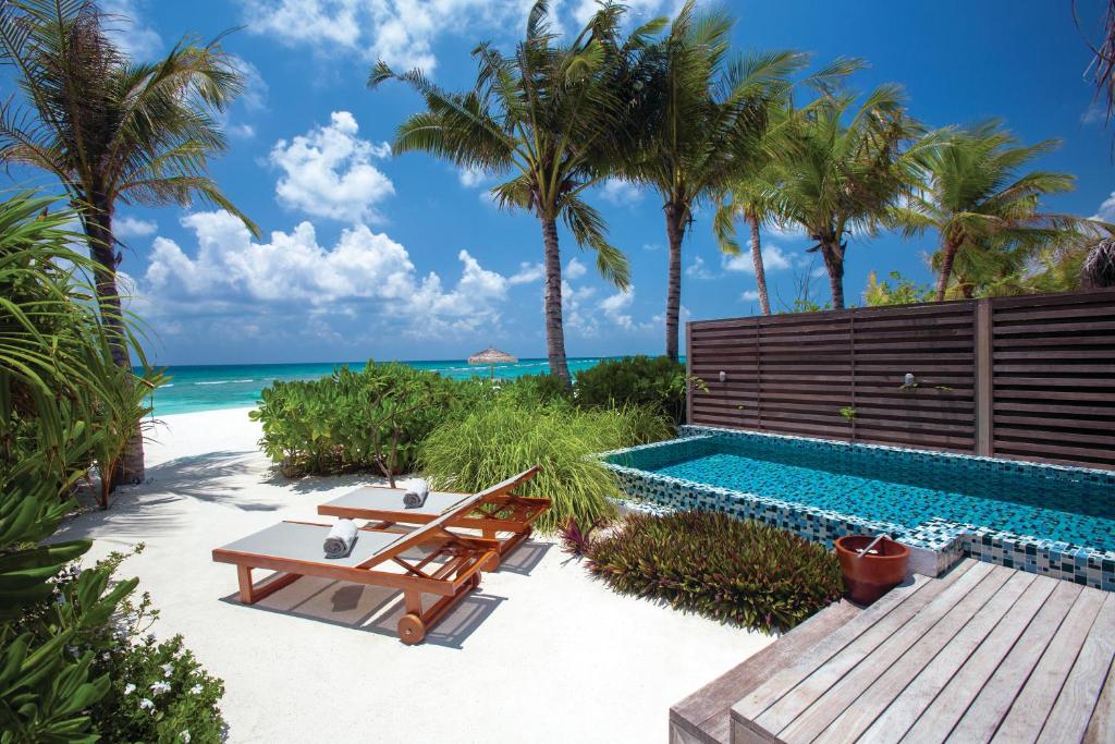 Beach  Villa With Pool Image