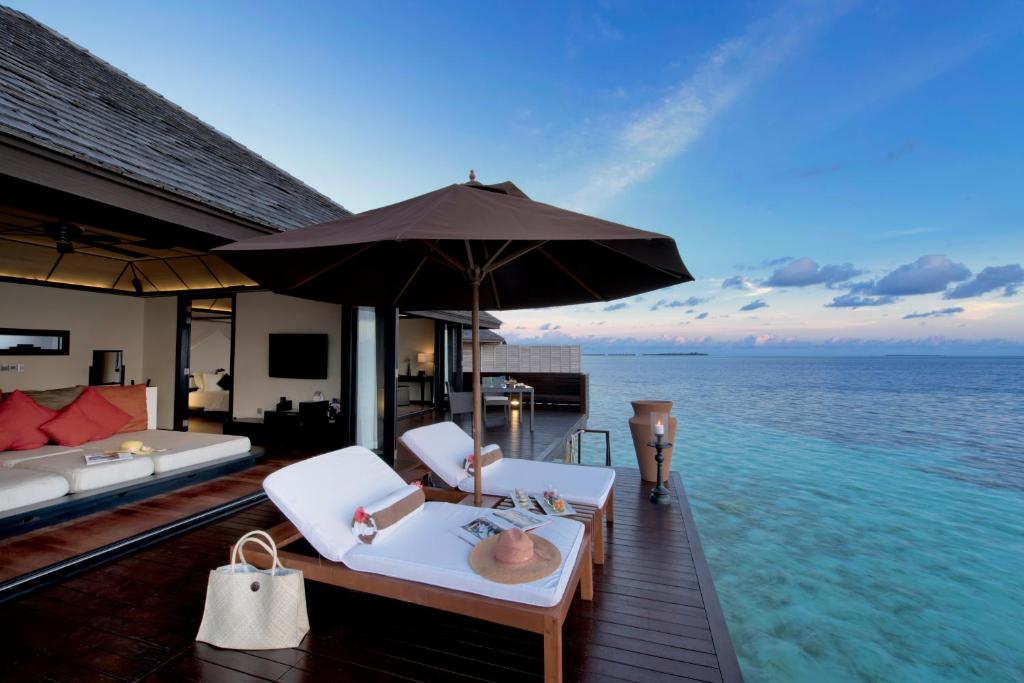 Sunset Water Suite with Private Pool